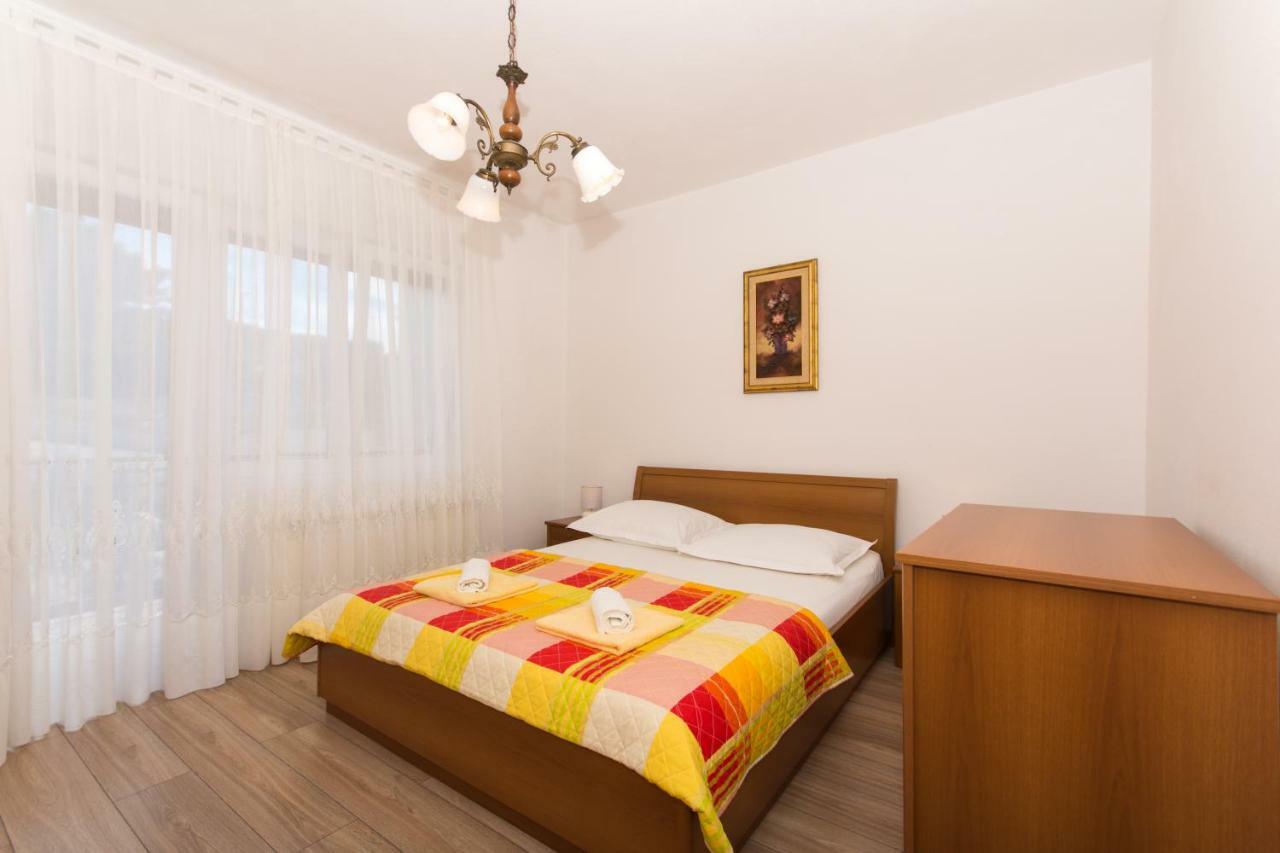 Apartman Domic Slatine Exterior foto