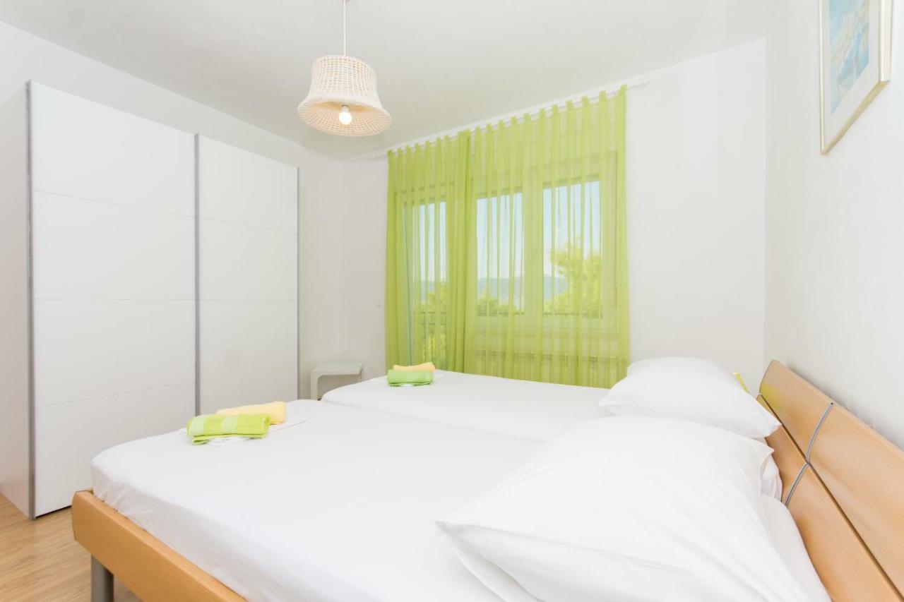 Apartman Domic Slatine Exterior foto